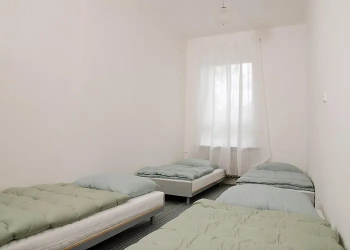 Hostel Valtice * Valtice